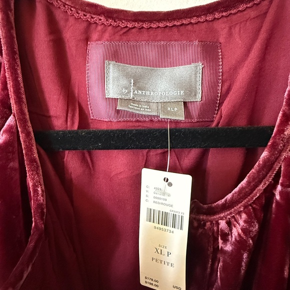 Anthropologie Velvet Midi Dress in dark pink - Picture 4 of 5